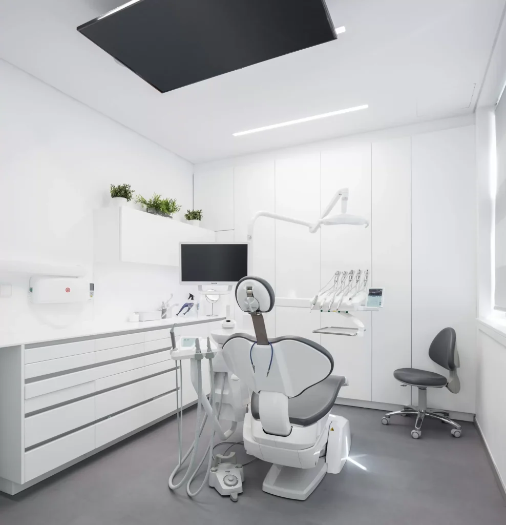 clinica-dentaria-sabrab-3-1-scaled