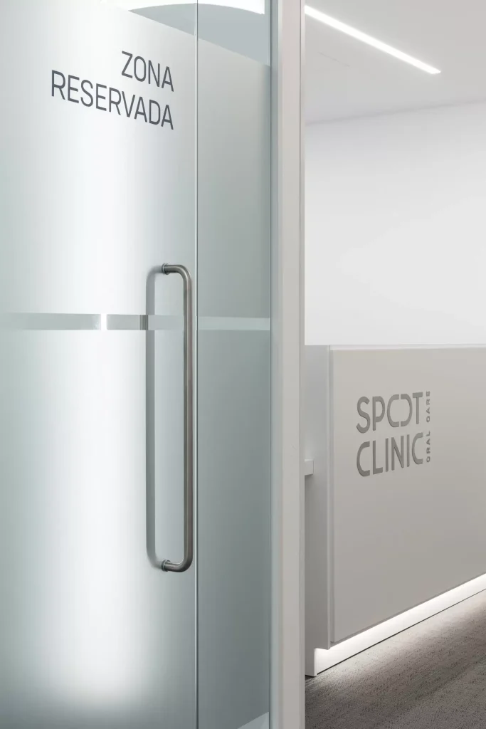 clinica-dentaria-sabrab-5-1-scaled