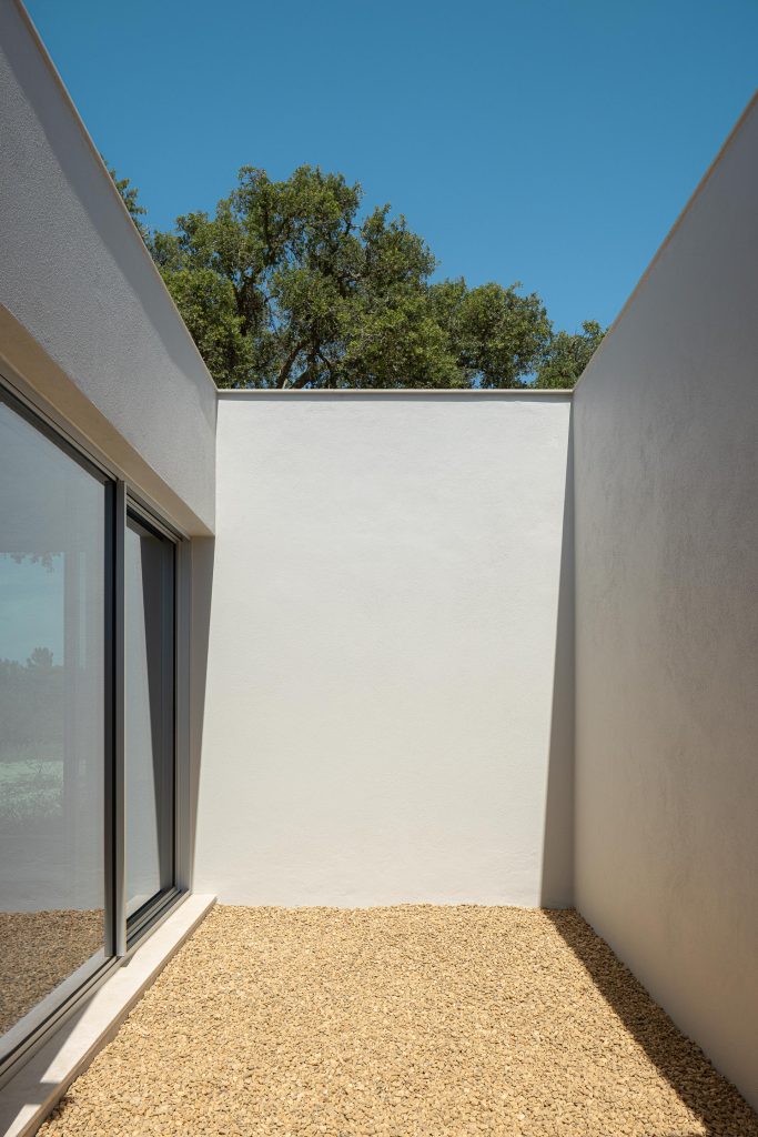 Casa M Ariane arquitetura Miguel Sabrab e fotografia Ivo Tavares Casa M Ariane arquitetura Miguel Sabrab e fotografia Ivo Tavares