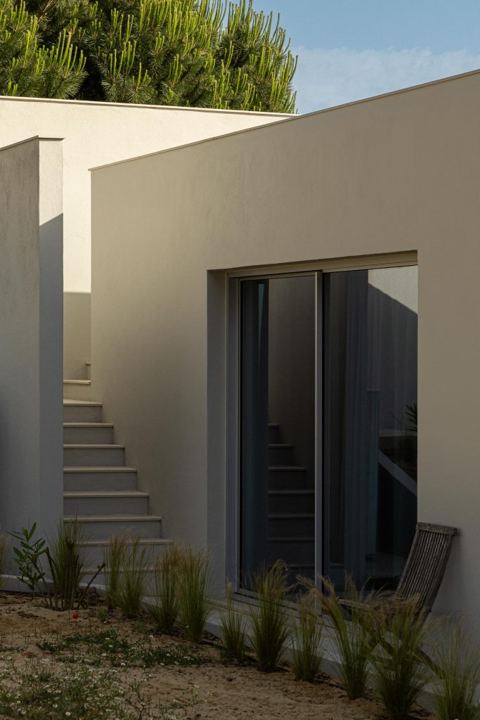 Casa M Ariane arquitetura Miguel Sabrab e fotografia Ivo Tavares Casa M Ariane arquitetura Miguel Sabrab e fotografia Ivo Tavares